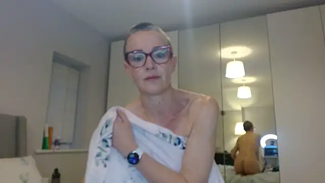 Snapshot of ELEGANT-ARIA36 chatting on 6, 3, 2025 ELEGANT-ARIA36 online show from 6, 3, 2025