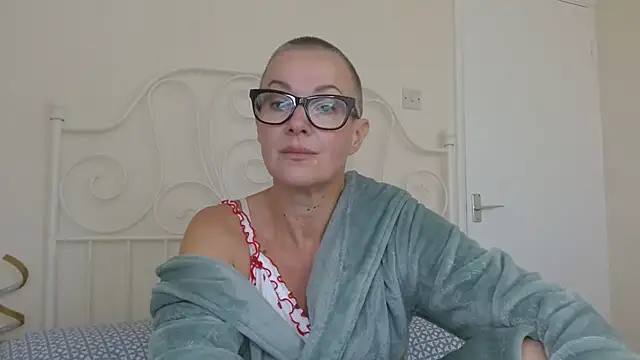 Snapshot of ELEGANT-ARIA36 chatting on 7, 10, 2025 ELEGANT-ARIA36 online show from 7, 10, 2025