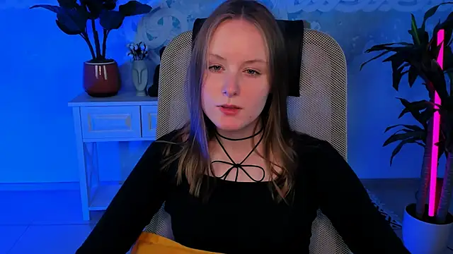 Snapshot of VivienLeeigh chatting on 10, 12, 2024 VivienLeeigh online show from 10, 12, 2024