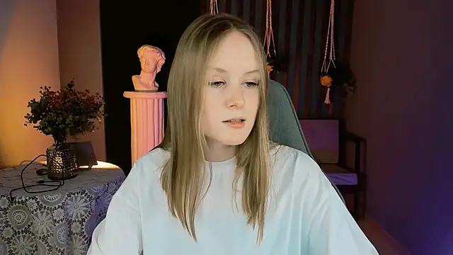 Snapshot of VivienLeeigh chatting on 25, 12, 2024 VivienLeeigh online show from 25, 12, 2024