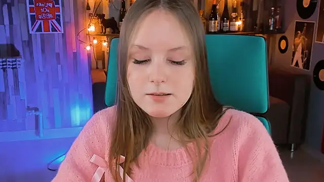 Snapshot of VivienLeeigh chatting on 22, 1, 2025 VivienLeeigh online show from 22, 1, 2025