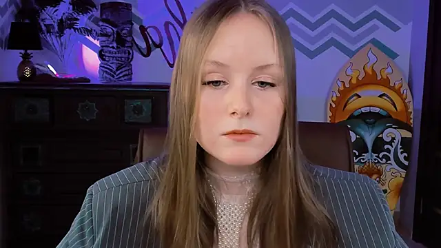 Snapshot of VivienLeeigh chatting on 22, 2, 2025 VivienLeeigh online show from 22, 2, 2025