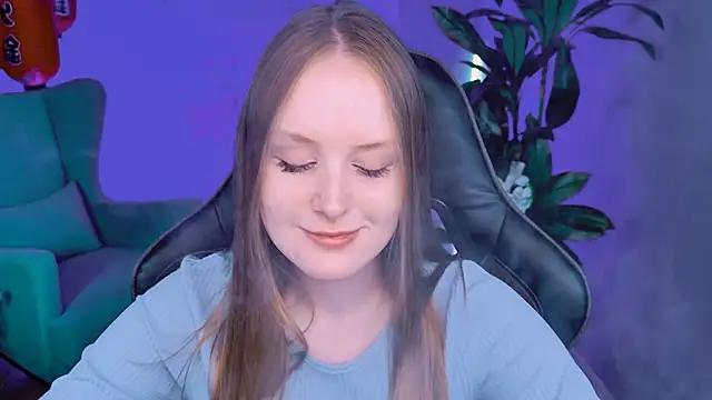 Snapshot of VivienLeeigh chatting on 18, 9, 2025 VivienLeeigh online show from 18, 9, 2025