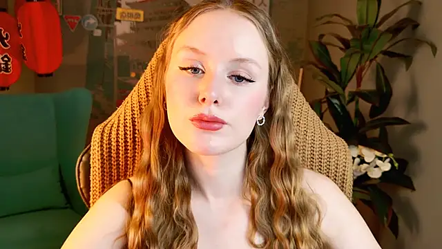 VivienLeeigh online show from 15, 11, 2025