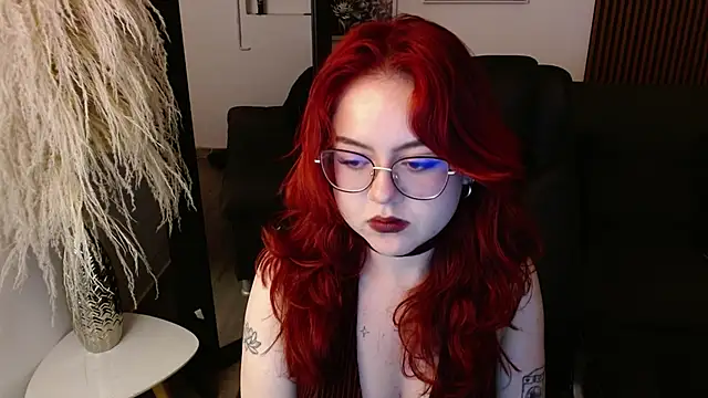 crimson tati  online show from 24, 12, 2024