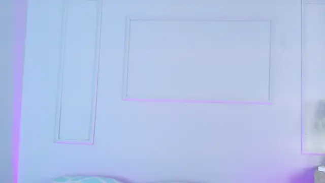 Snapshot of MiaOconner chatting on 8, 10, 2025 MiaOconner online show from 8, 10, 2025