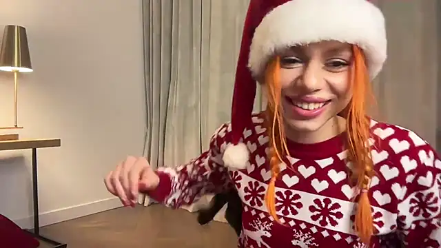 Snapshot of little_fox_alisa chatting on 23, 12, 2024 little fox alisa online show from 23, 12, 2024