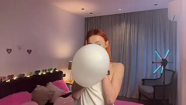 Snapshot of little_fox_alisa chatting on 12, 2, 2025 little fox alisa online show from 12, 2, 2025