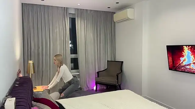 Snapshot of little_fox_alisa chatting on 19, 3, 2025 little fox alisa online show from 19, 3, 2025