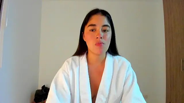 Snapshot of AriaMontgomery chatting on 16, 1, 2026 AriaMontgomery online show from 16, 1, 2026