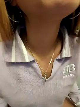 Snapshot of little_mavi chatting on 17, 1, 2025 little mavi online show from 17, 1, 2025