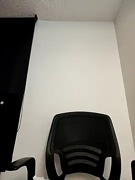 Snapshot of little_mavi chatting on 28, 1, 2025 little mavi online show from 28, 1, 2025