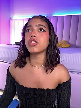 KellyOlsenbe online show from 6, 3, 2026