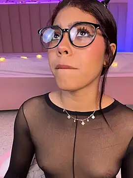 KellyOlsenbe online show from 30, 4, 2026