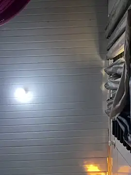 Snapshot of luara1988 chatting on 16, 2, 2026 luara1988 online show from 16, 2, 2026