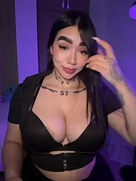 Snapshot of Nickiiiii chatting on 14, 3, 2026 Nickiiiii online show from 14, 3, 2026