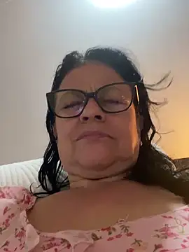 Snapshot of Sharongirl07 chatting on 17, 5, 2026 Sharongirl07 online show from 17, 5, 2026
