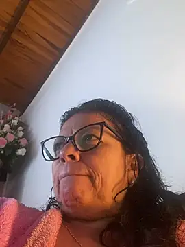 Snapshot of Sharongirl07 chatting on 19, 5, 2026 Sharongirl07 online show from 19, 5, 2026