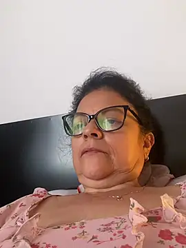 Sharongirl07 online show from 2, 8, 2026