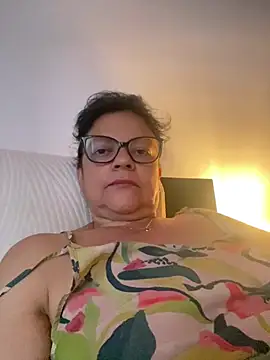 Sharongirl07 online show from 3, 8, 2026