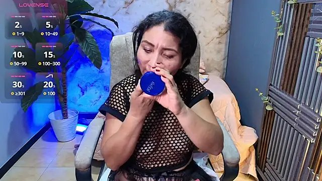 jennaa milf  online show from 23, 6, 2026