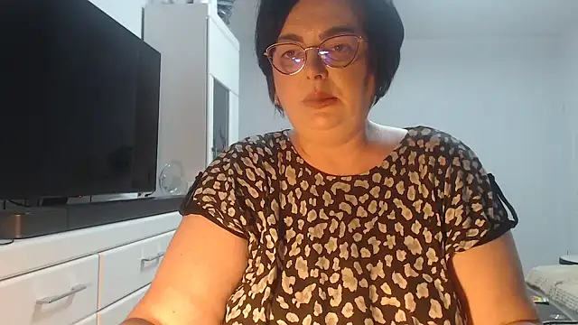 Amandamuller1982 online show from 6, 5, 2026