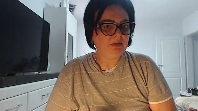 Amandamuller1982 online show from 3, 7, 2026
