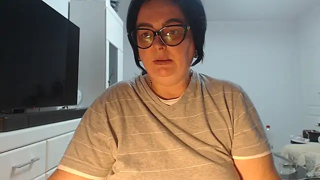 Amandamuller1982 online show from 4, 7, 2026