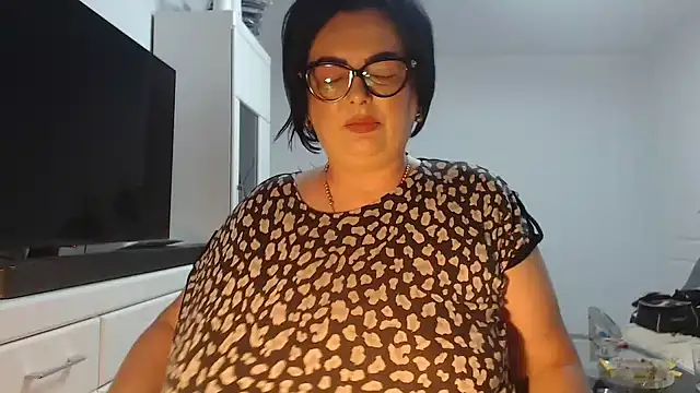 Amandamuller1982 online show from 8, 7, 2026