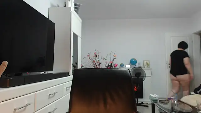 Amandamuller1982 online show from 2, 8, 2026