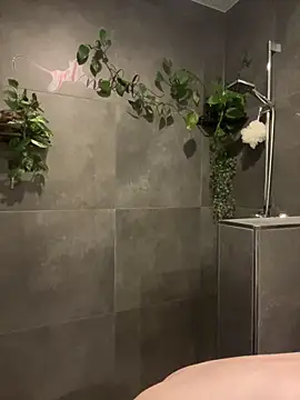 AdelinaAlia online show from 3, 10, 2025