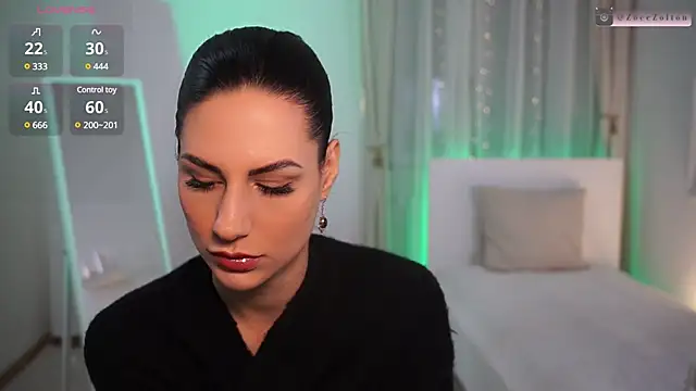 Snapshot of ZoeeZolton chatting on 16, 12, 2024 ZoeeZolton online show from 16, 12, 2024