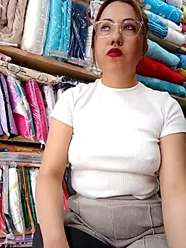 VIOLETA-25  online show from 17, 3, 2025