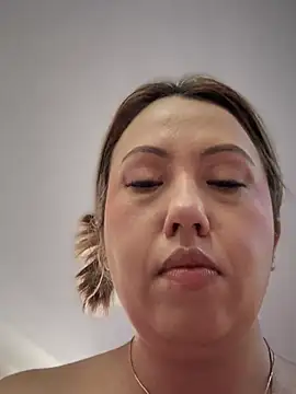 VIOLETA-25  online show from 10, 1, 2026