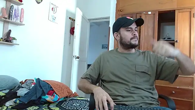 fetish padrino online show from 18, 2, 2025