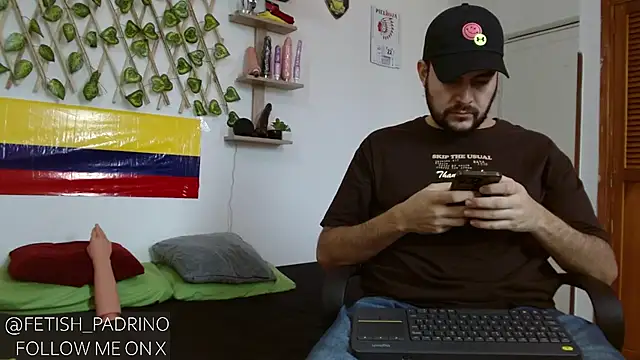 fetish padrino online show from 22, 2, 2025