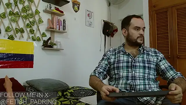 fetish padrino online show from 14, 3, 2025