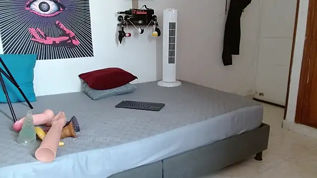 fetish padrino online show from 16, 9, 2025