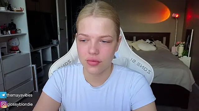 Maya Rave online show from 3, 5, 2026
