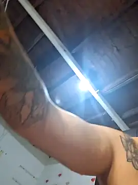 Snapshot of ethanandbrianna chatting on 2, 3, 2025 ethanandbrianna online show from 2, 3, 2025