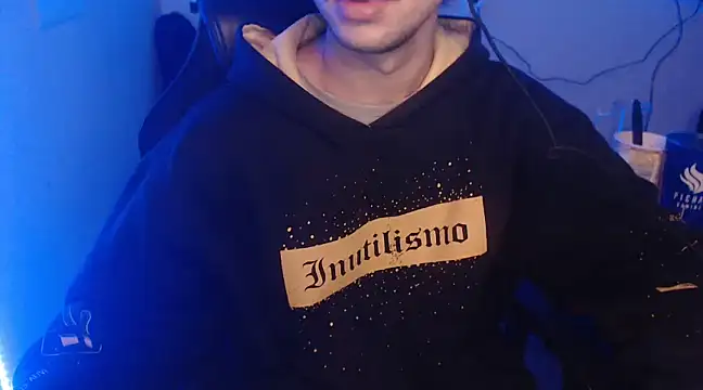 Snapshot of anjonoturno1 chatting on 14, 12, 2024 anjonoturno1 online show from 14, 12, 2024