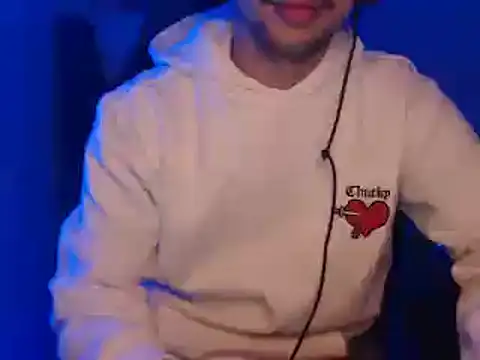 Snapshot of anjonoturno1 chatting on 19, 12, 2024 anjonoturno1 online show from 19, 12, 2024