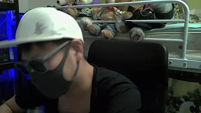 Owl1216 online show from 12, 12, 2024