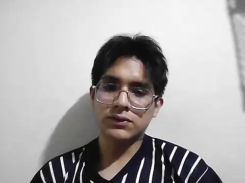 Snapshot of HardDick2 chatting on 1, 3, 2026 HardDick2 online show from 1, 3, 2026