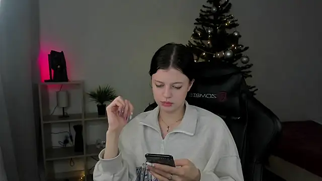 Este Glen online show from 22, 12, 2024