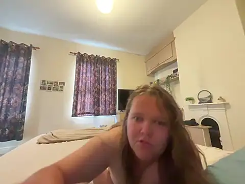 Scarlet1128 online show from 26, 7, 2026