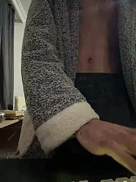 pxrnsenpaii online show from 8, 3, 2025