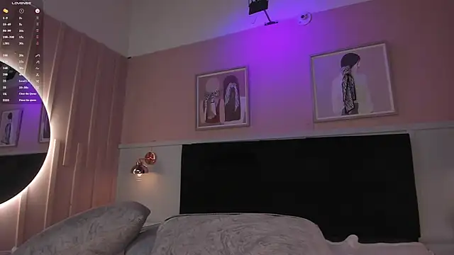 Snapshot of elodie_walker chatting on 17, 7, 2026 elodie walker online show from 17, 7, 2026