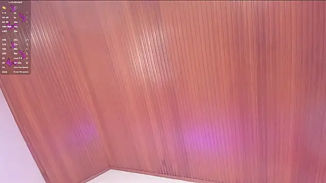 Snapshot of elodie_walker chatting on 8, 8, 2026 elodie walker online show from 8, 8, 2026