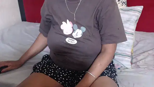 MaximTease24 online show from 8, 5, 2026